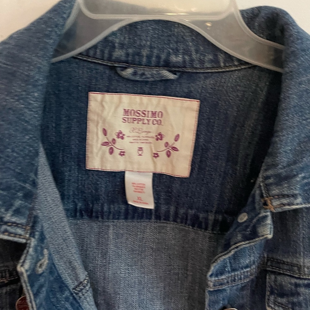 Jean jacket - Picture 2 of 4